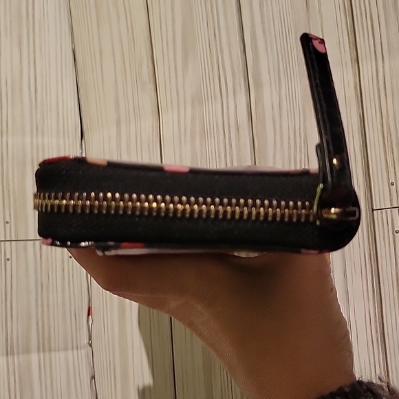 Kate Spade Floral Glossy Zip Around Wallet - Picture 3 of 6